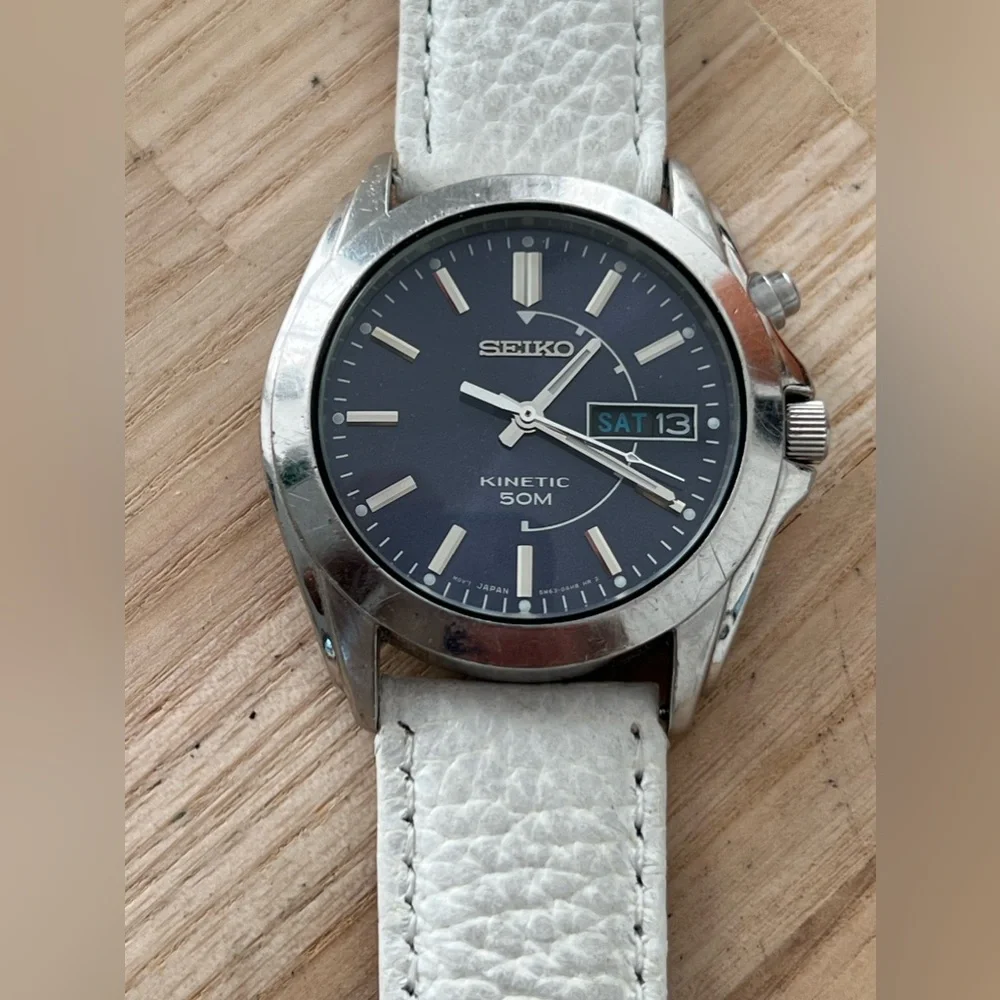 Seiko Kinetic Rare Automatic Men’s Watch Blue Dial White Leather Strap Date